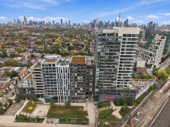 20 Minowan Miikan Ln #628, Toronto, ON M6J 0E5