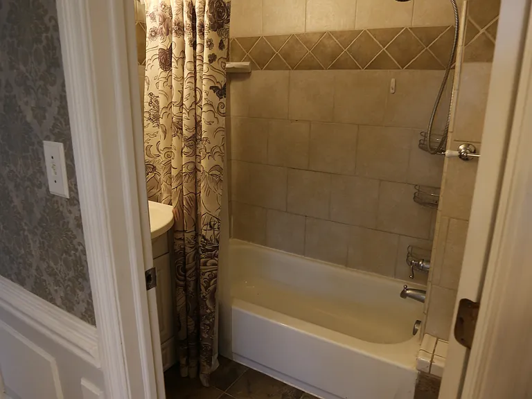 9239 W Zuni Dr — Photo 6