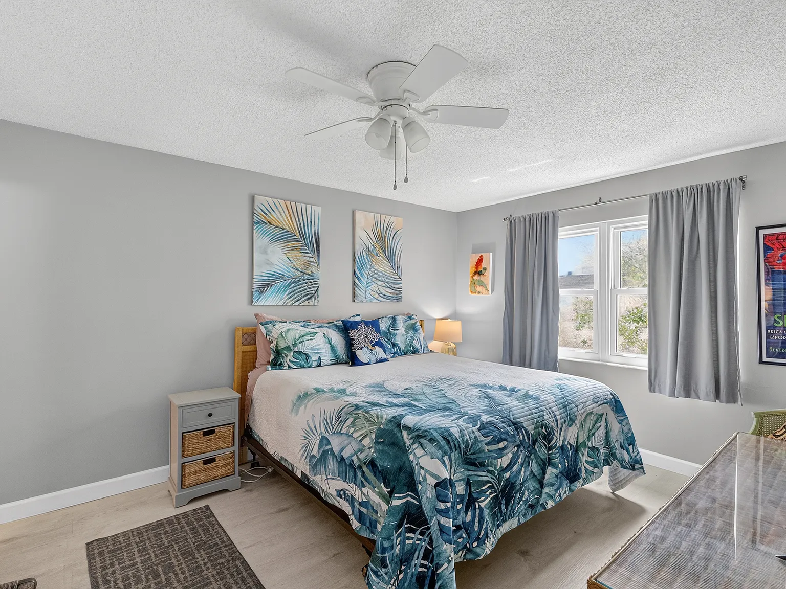 2 bed, 980 sqft, $5,500 — Photo 3