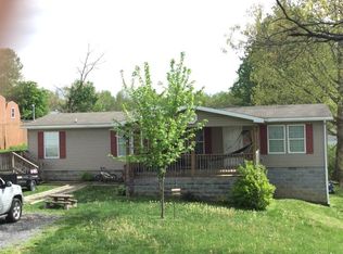 250 Carter Ave, Crab Orchard, WV 25827