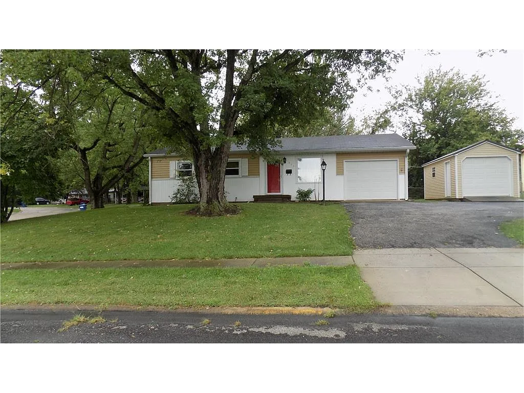 511 Meadow Dr photo 1