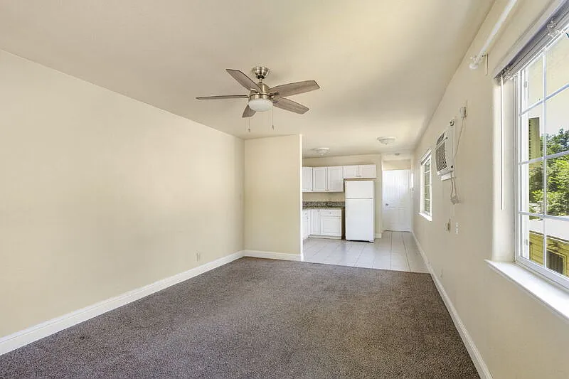 1 bed, 1.0 bath, 622 sqft, $1,445 — Photo 3
