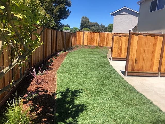 New patio and backyard area for Residents to enjoy!