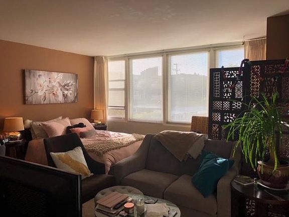 5th image of 1418 Bellevue Ave
