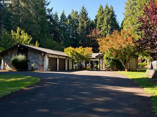 79046 Blacks Dr, Cottage Grove, OR 97424