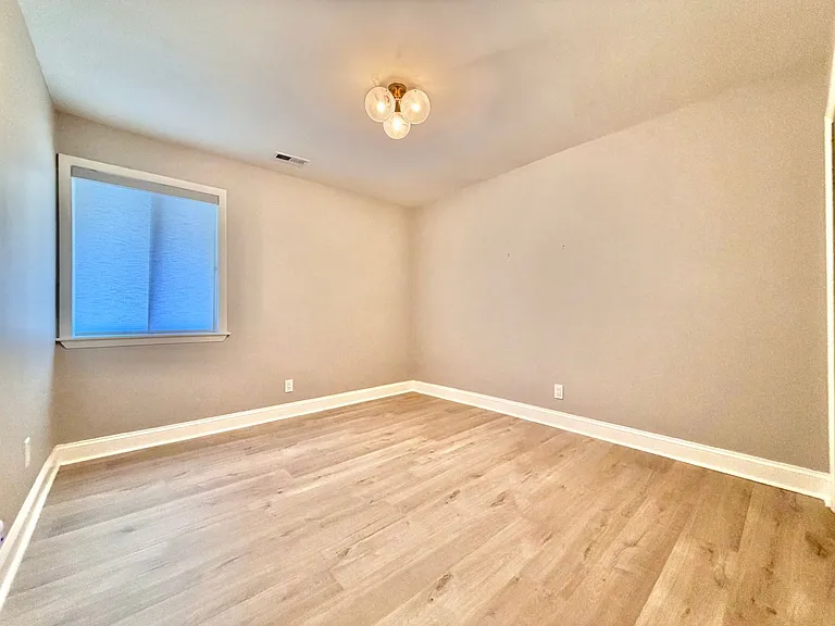 907 Oak Tree Dr — Photo 18