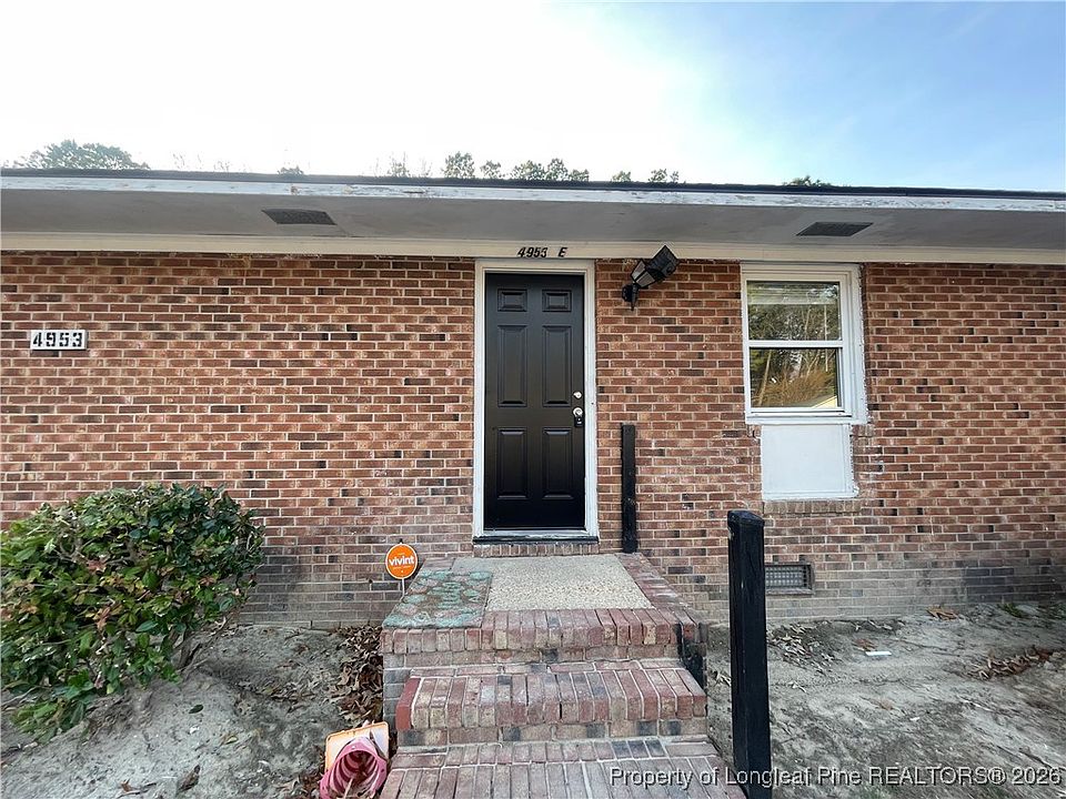 1st image of 4953 Fieldcrest Dr Unit E