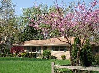 690 Kenilworth Ave, Glen Ellyn, IL