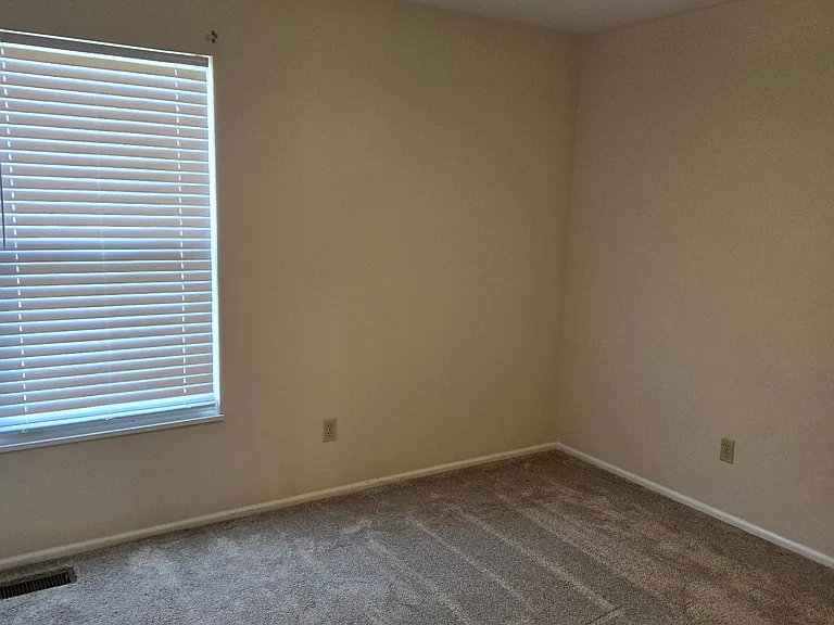 2525 Autumn Fields Ln — Photo 21