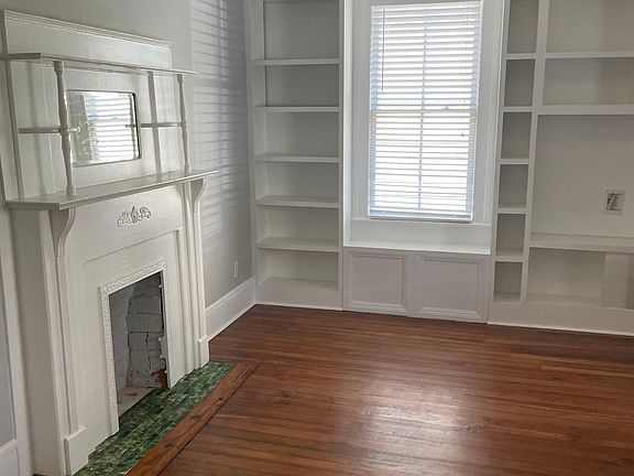2nd image of 1056 Longley Ave NW