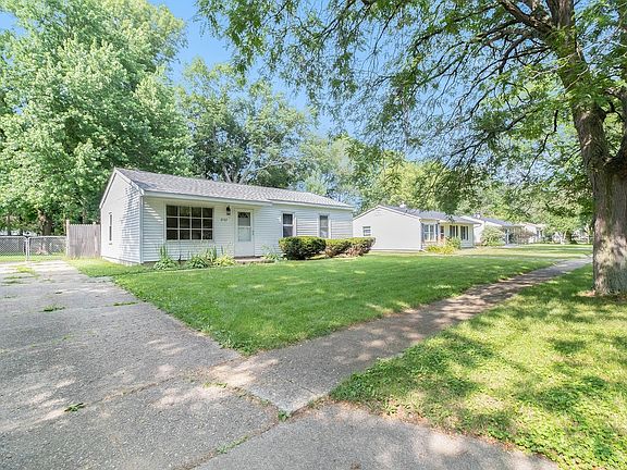 4th image of 2505 Ashton Ave