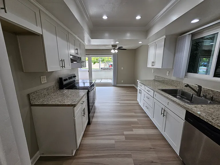 848 Amigos Way #C — Photo 1