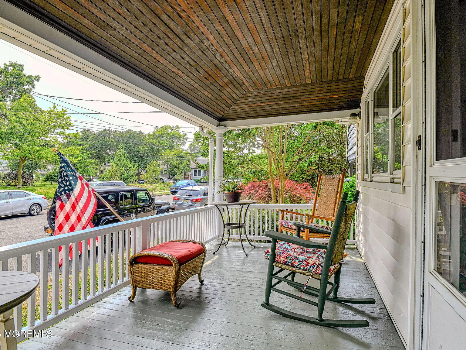 3 bed, 1.5 bath, 1586 sqft, $3,000 — Photo 2