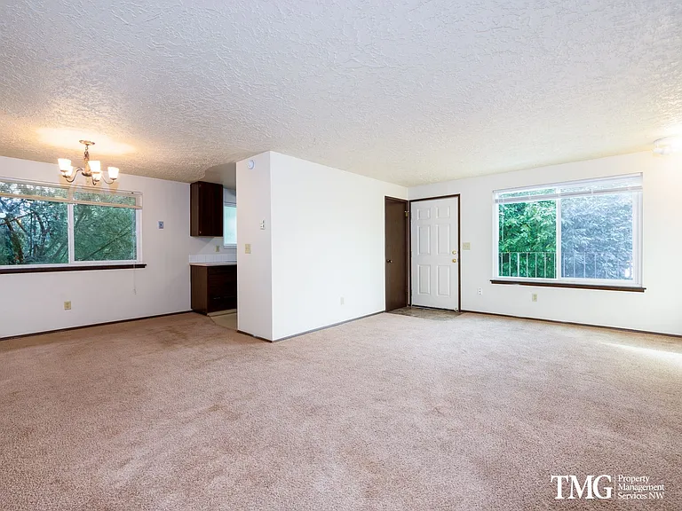1526 SE Talton Ave — Photo 8