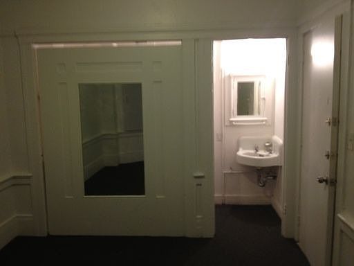 2nd image of 376 Ellis St APT 201