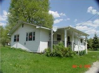 14260 Lincoln Lake Ave NE, Gowen, MI
