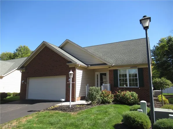 8121 Hitchcock Rd Unit 10, Boardman, OH 44512