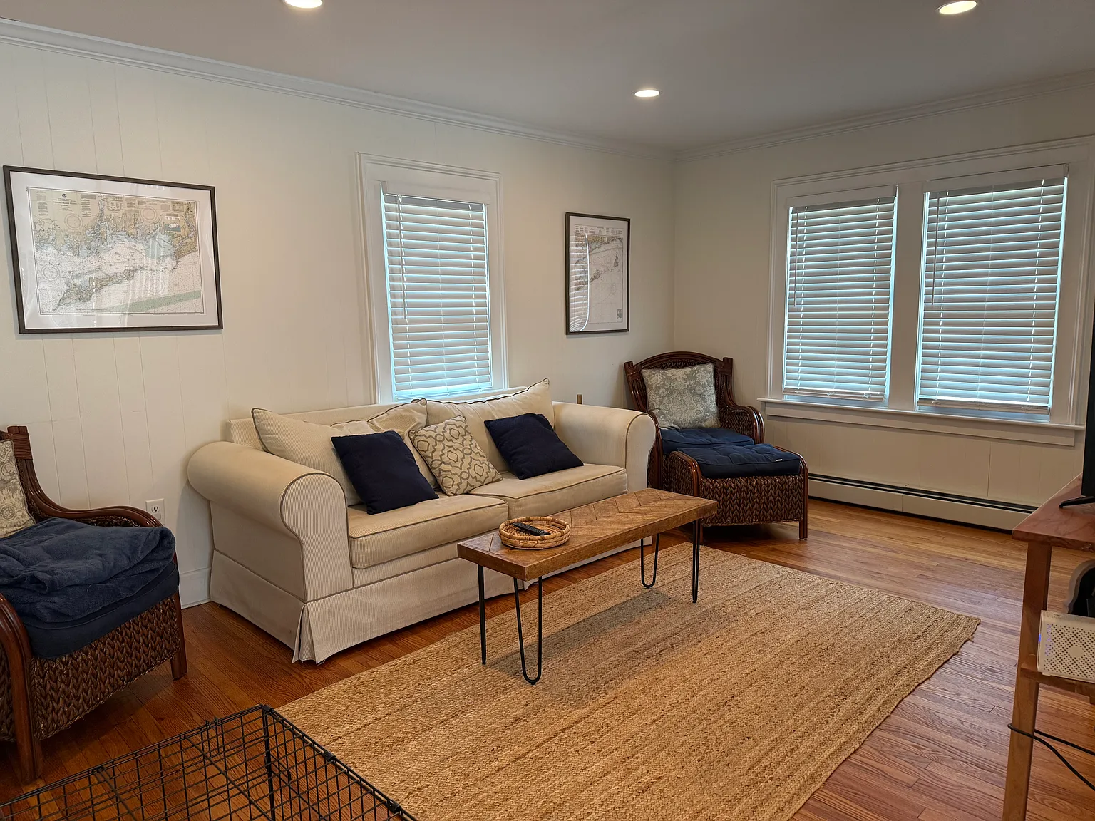3 bed, 1370 sqft, $3,000 — Photo 4