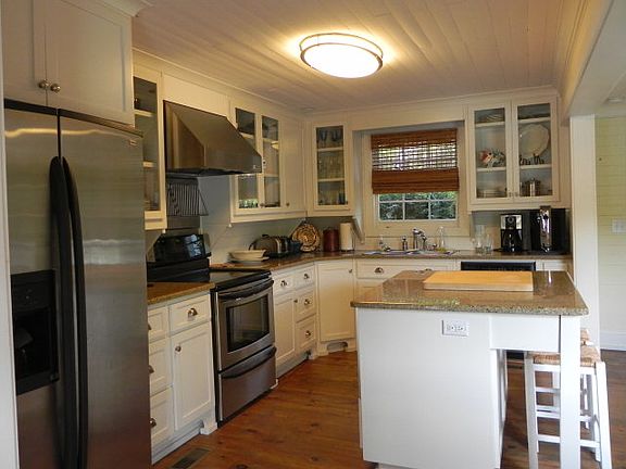 4th image of 603 Lee Road 0346