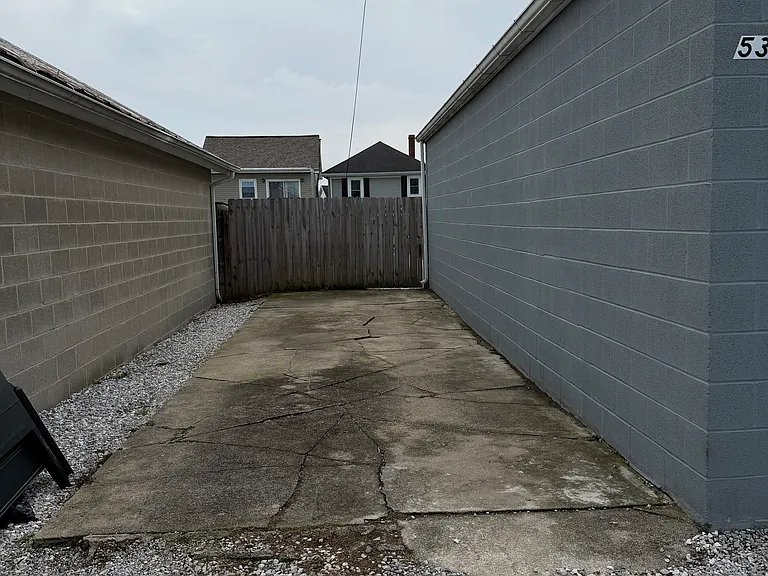 538 York St — Photo 26