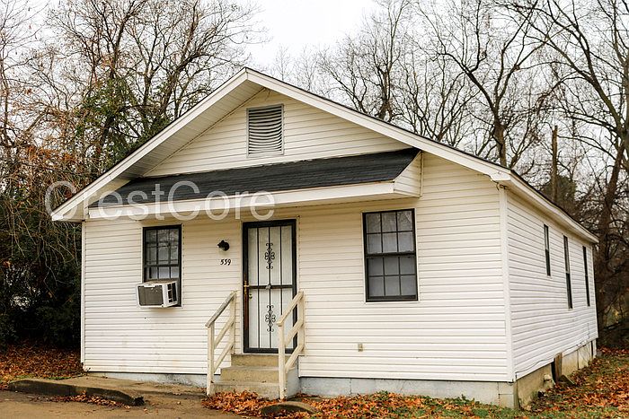 2nd image of 539 Davis St