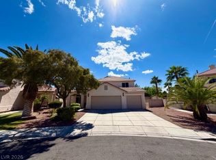 825 Gleamstar Ave, Las Vegas, NV 89123