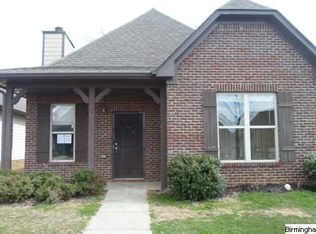 1045 Savannah Ln, Calera, AL 35040
