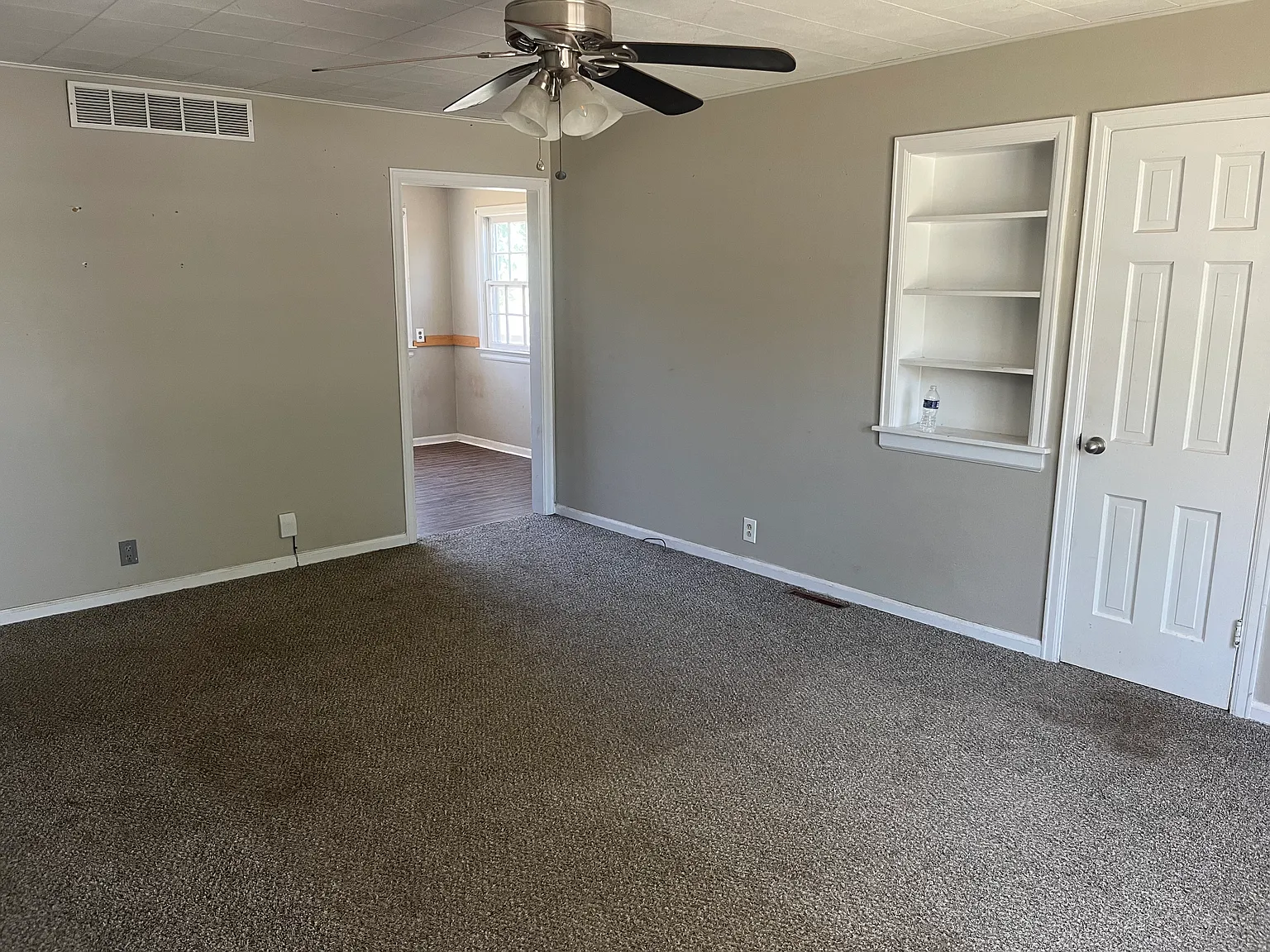 3 bed, 1226 sqft, $1,000 — Photo 3