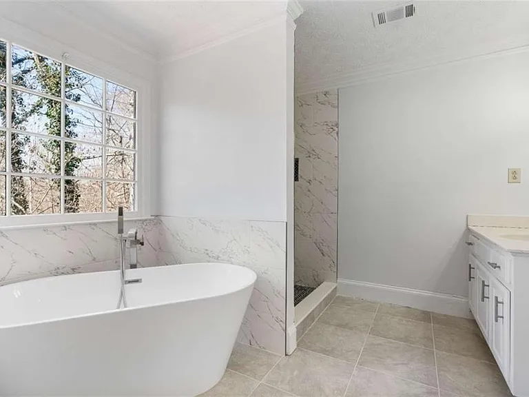 275 Sageglen Rd — Photo 16