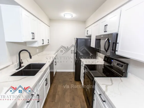 10610 S 48th St Unit 2100, Phoenix, AZ 85044