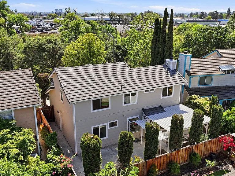 1290 Notting Hill Dr — Photo 28