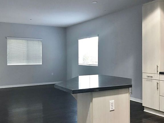 5th image of 1408 W Washington Blvd APT 110