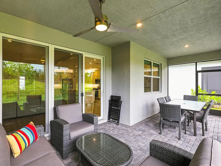 11724 SW Aquila Way — Photo 37