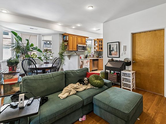 5th image of 303-5 S 11th St #5