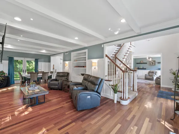 38104 Everton Ave, North Branch, MN 55056