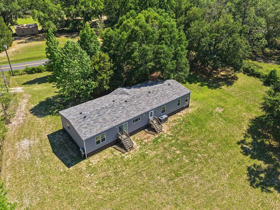 1st image of 291 SW Legion Dr