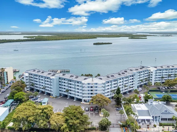 1085 Bald Eagle Dr Unit E206, Naples, FL 34145
