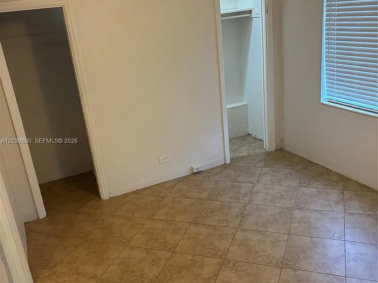 719 NE 16th Ave #719B — Photo 38