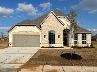 140 Goldfinch Rd, Joshua, TX 76058