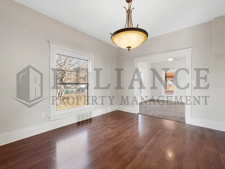 215 N King St — Photo 13