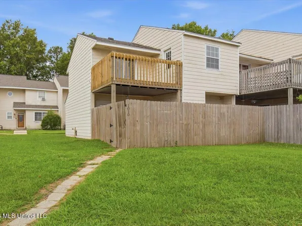 1010 Windrose Dr, Brandon, MS 39047