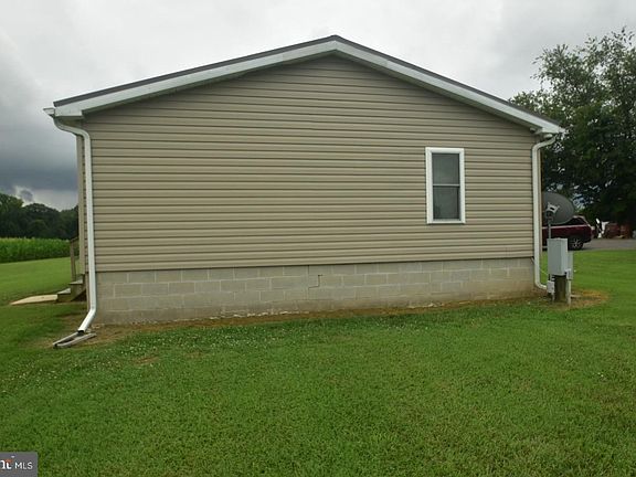 5th image of 263 Smoky Ln