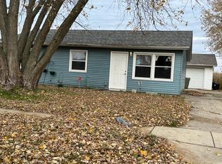 316 Southview Dr, Rochelle, IL 61068