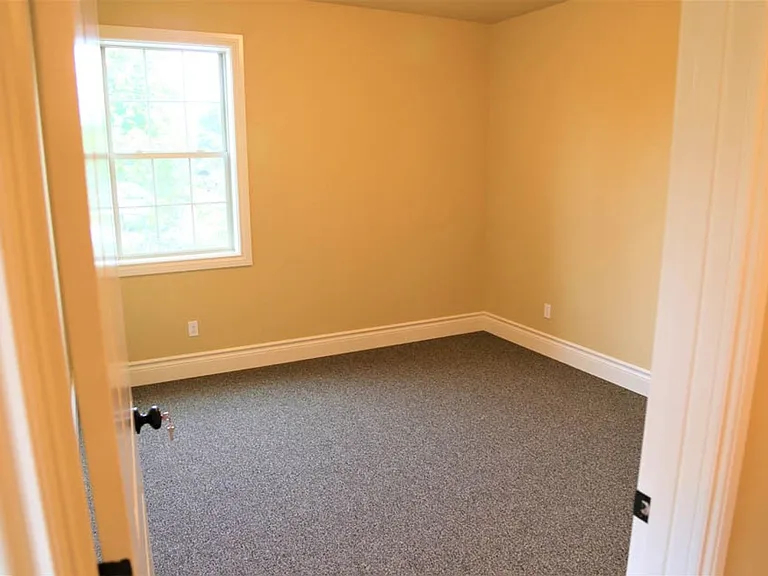 2941 SW Morris Ave — Photo 9