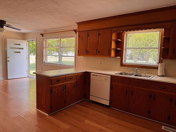 5th image of 5661 Gallimore Town Rd