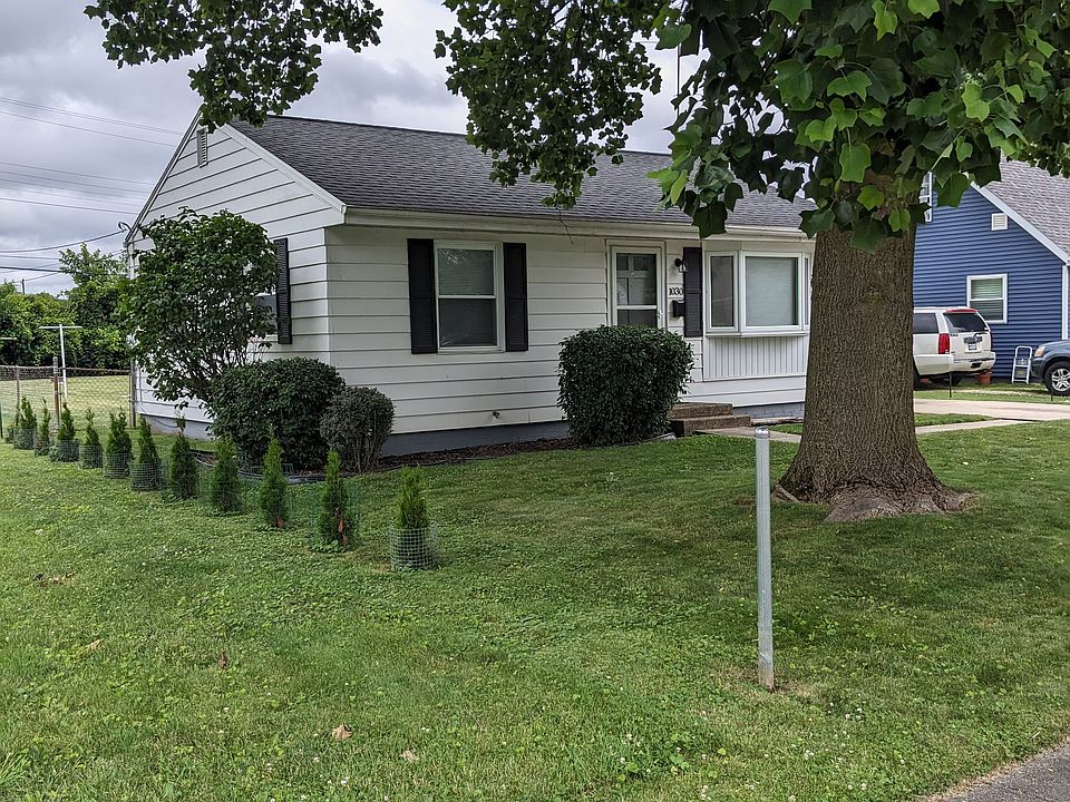 2nd image of 1030 S Edison Ave