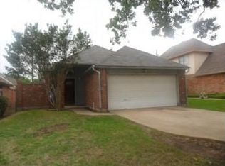 249 Lydia Cir, Irving, TX 75060