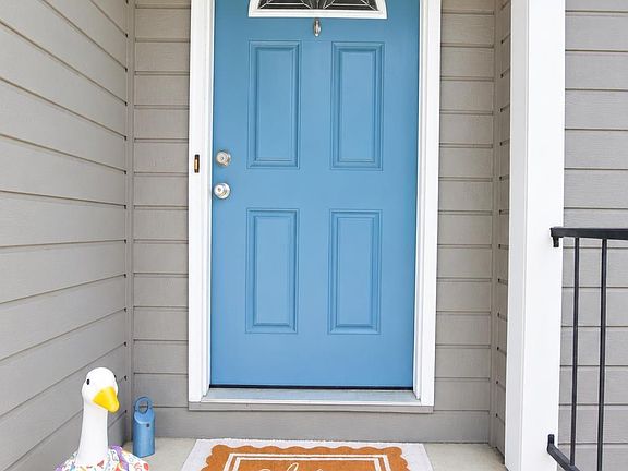 4th image of 902 Falling Star Ln