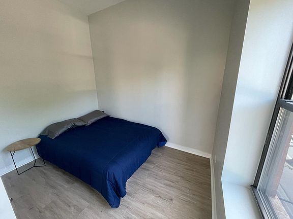 4th image of 2679 N Lincoln Ave