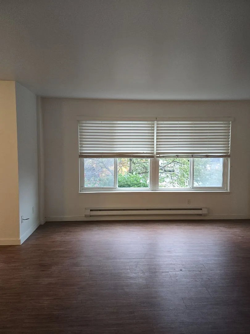 524 5th Ave W, #100-404 — Photo 3
